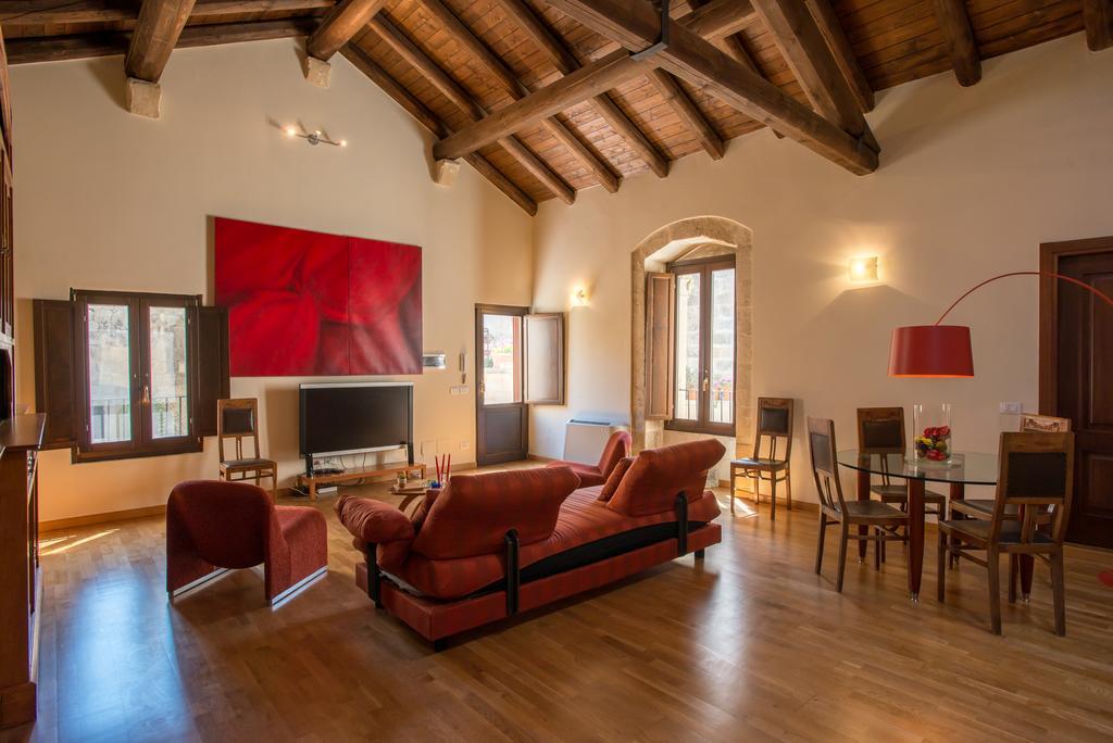 Suite Palace Castromediano Lecce Bagian luar foto