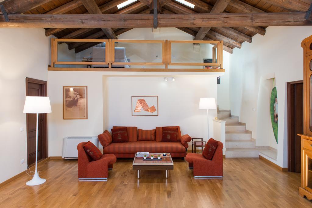 Suite Palace Castromediano Lecce Bagian luar foto