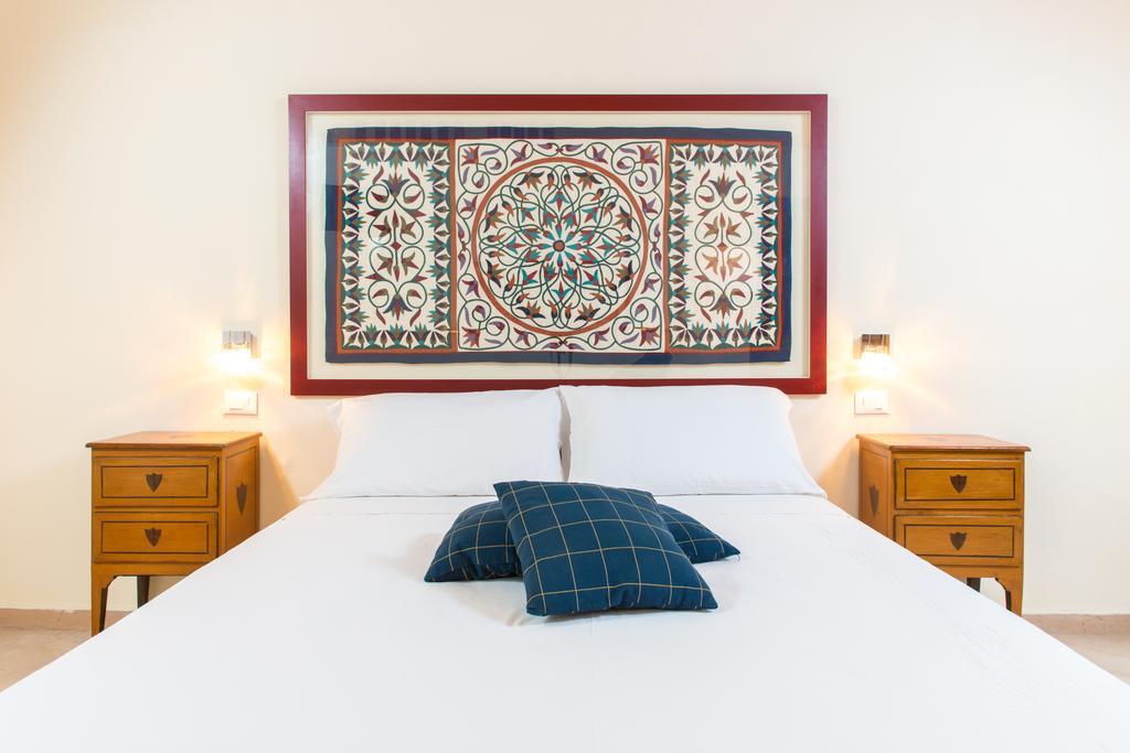 Suite Palace Castromediano Lecce Bagian luar foto