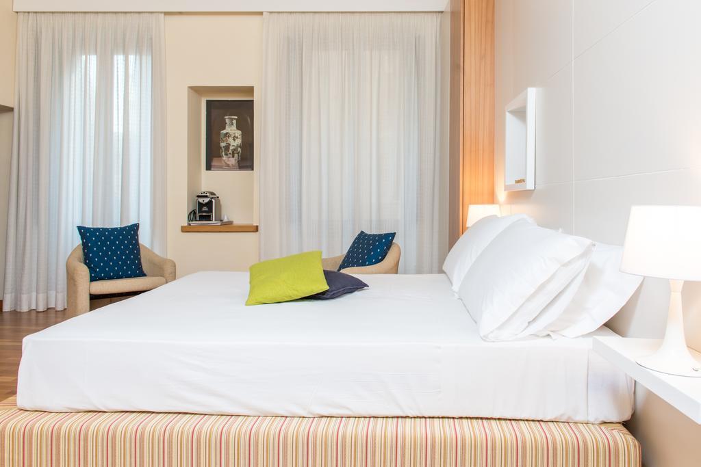 Suite Palace Castromediano Lecce Bagian luar foto