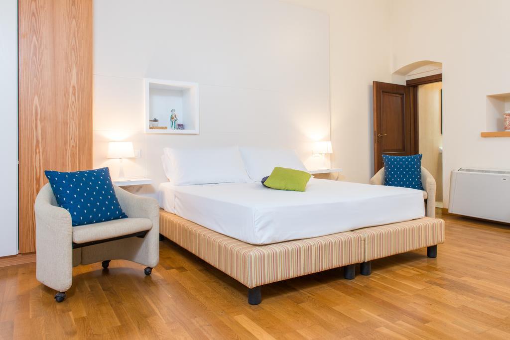 Suite Palace Castromediano Lecce Bagian luar foto