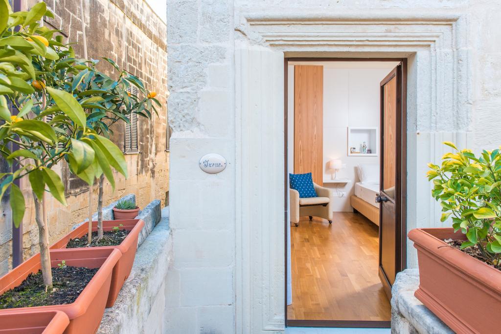 Suite Palace Castromediano Lecce Bagian luar foto
